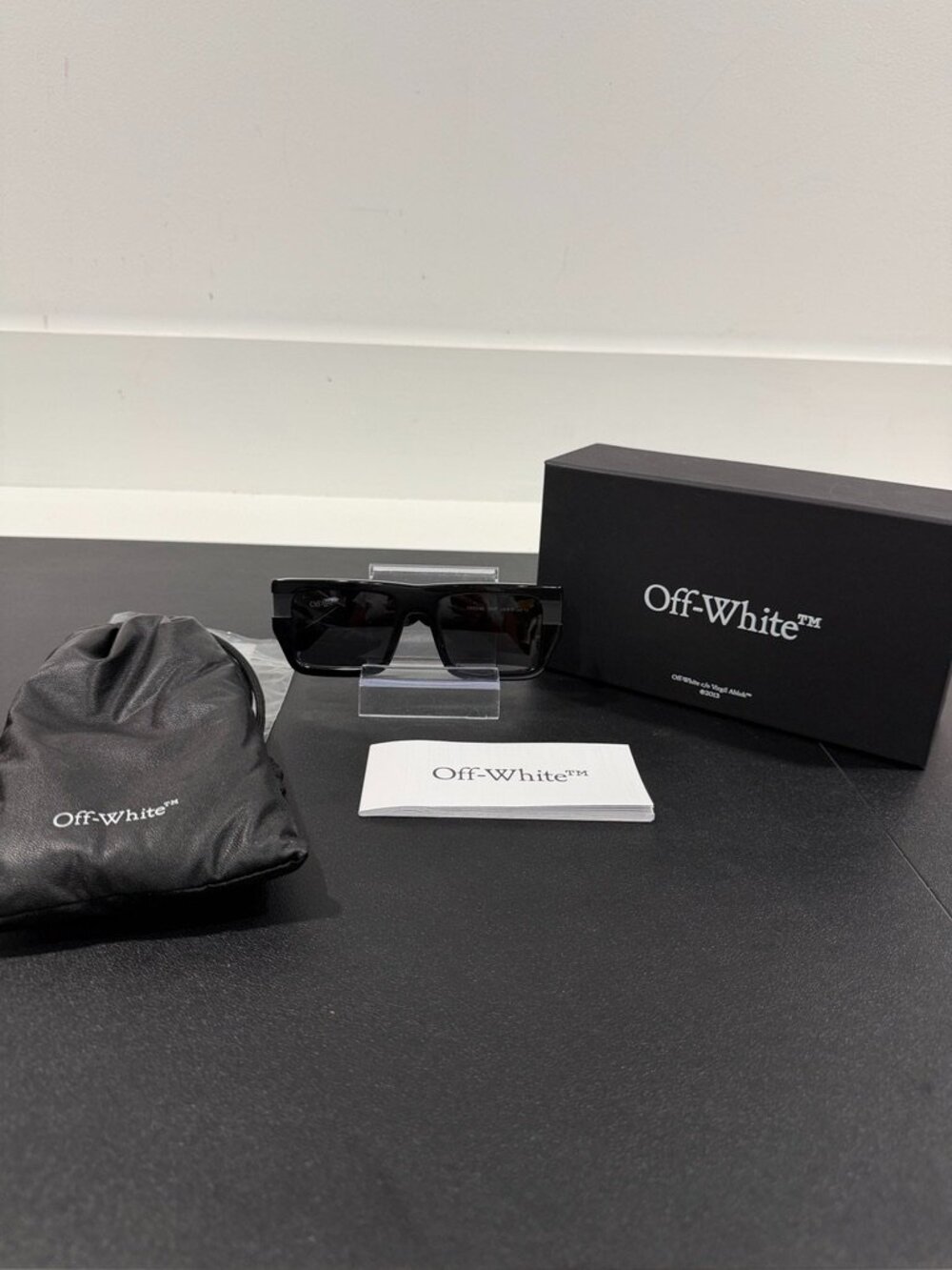 NIB Off-White Black Sunglasses 54-19-145 Designer Logo Sunnies (JB1587)